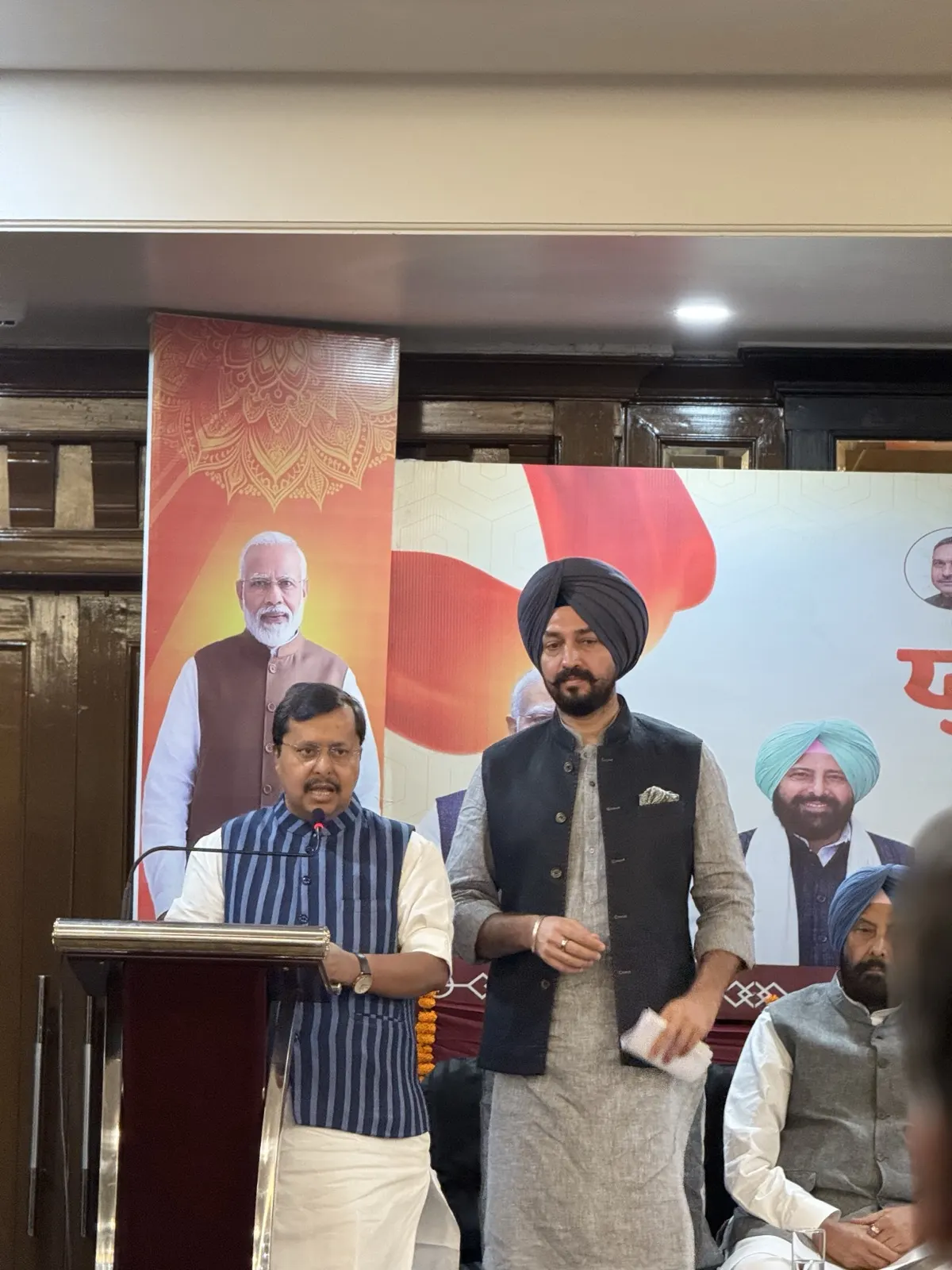Addressing party workers at the Yuva Milni event
